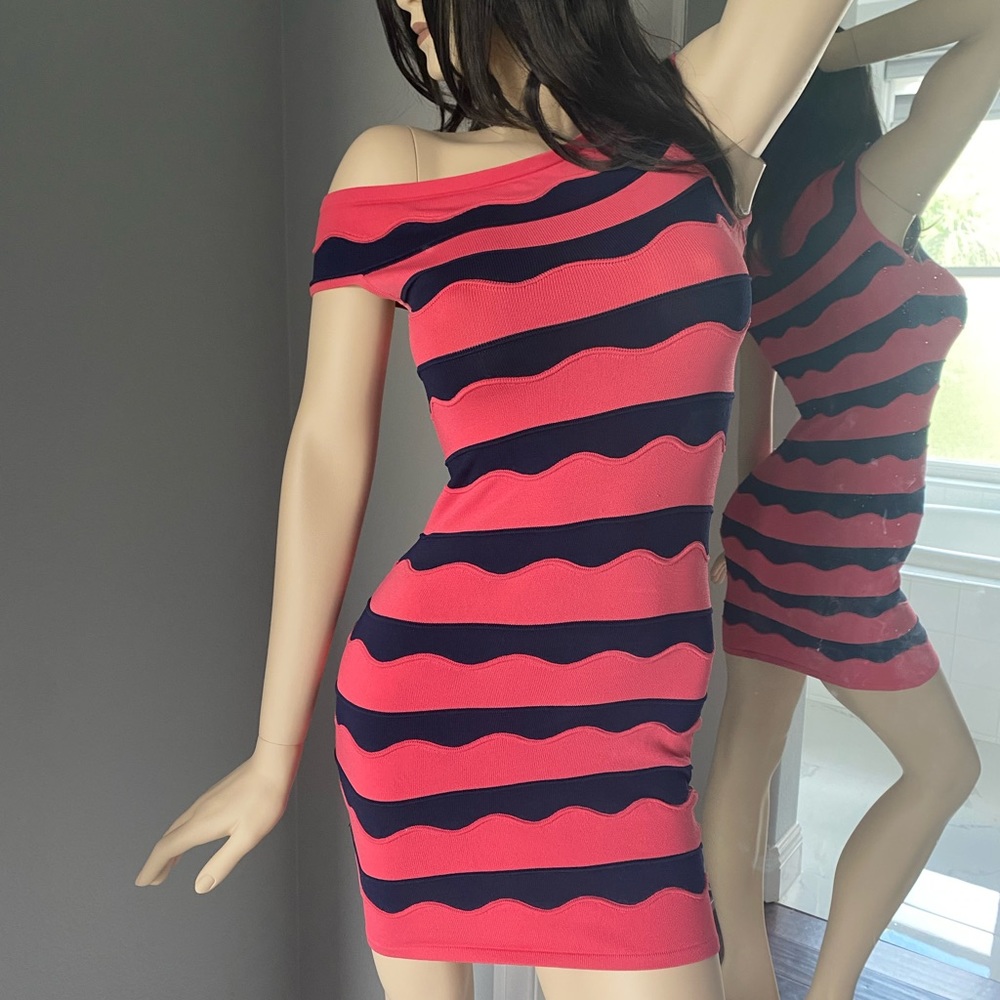 Wow contour bandage dress